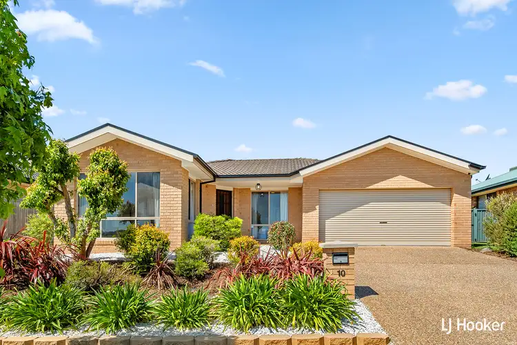 10 Courtneidge Street, Dunlop ACT 2615