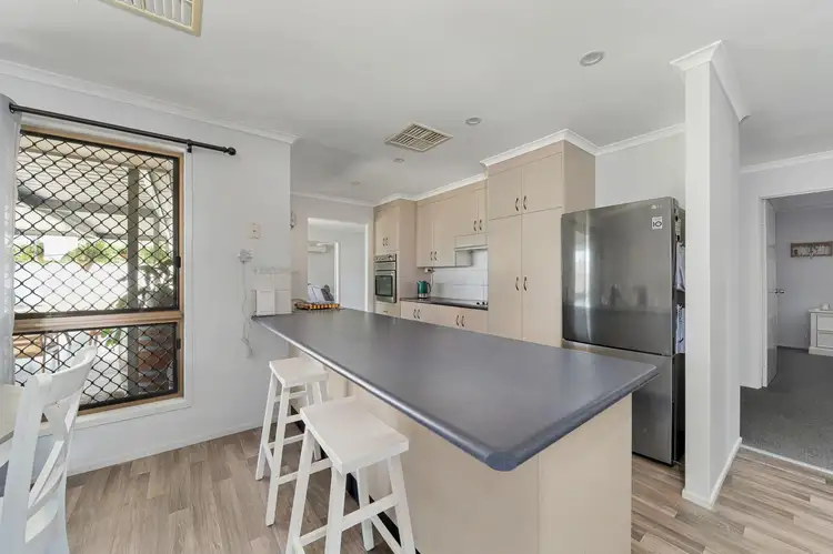 Fifth view of Homely house listing, 5 Eubar Place, Emerald QLD 4720