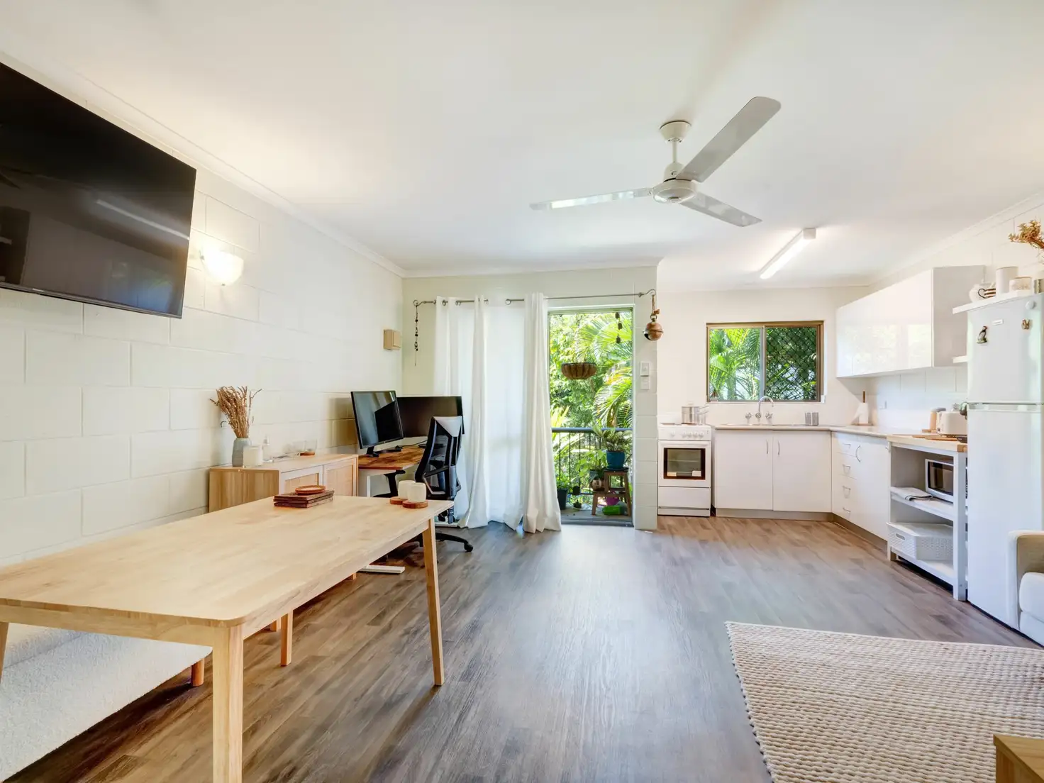 Main view of Homely unit listing, 7/3 McPherson Close, Edge Hill QLD 4870