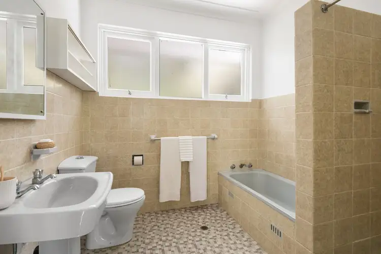 Sixth view of Homely house listing, 4 Old Barrenjoey Road, Avalon Beach NSW 2107