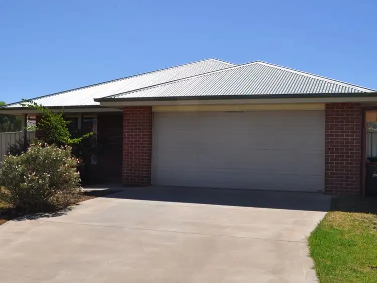 22 Banksia Place, Gunnedah NSW 2380
