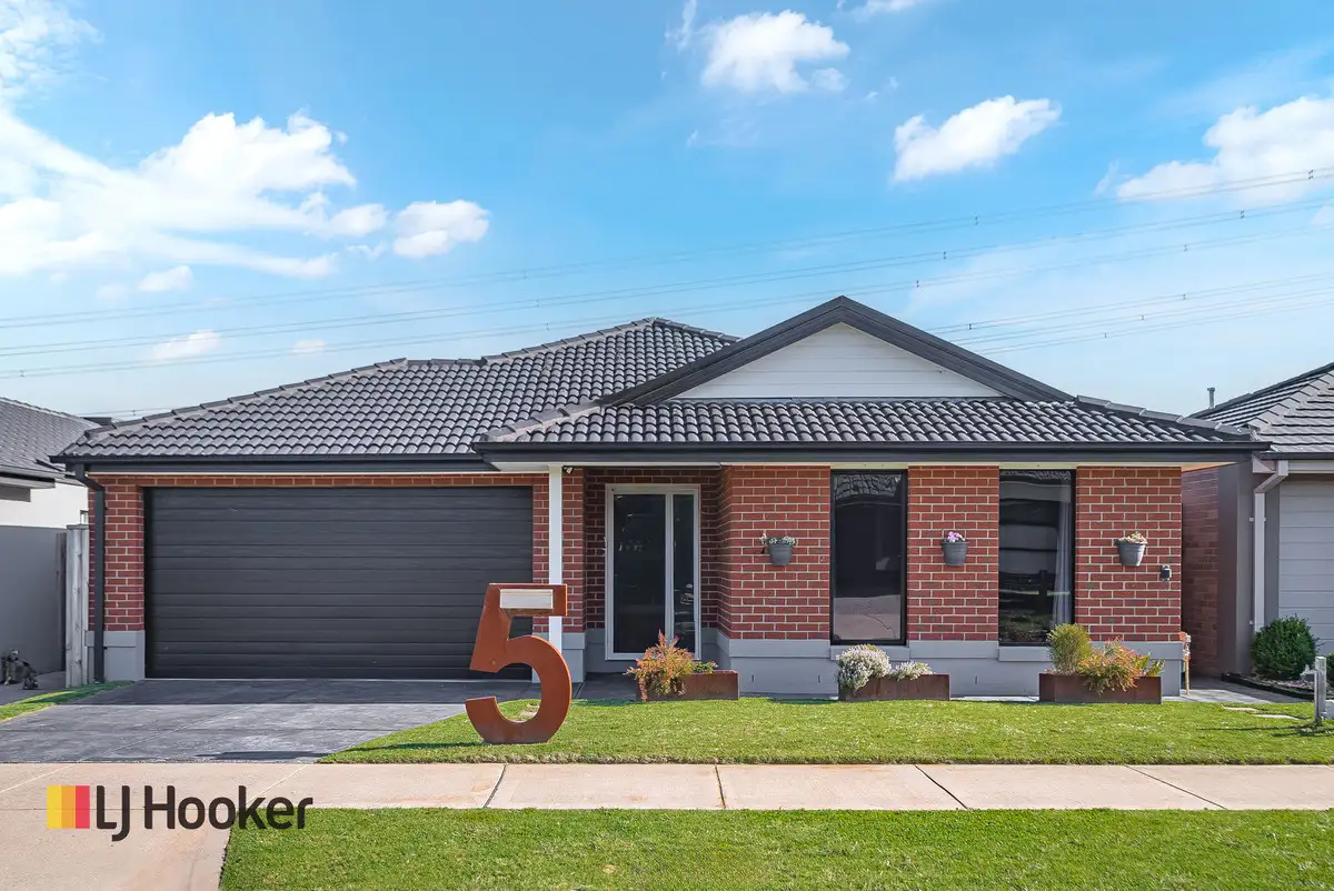 Main view of Homely house listing, 5 Ginger Crescent, Mickleham VIC 3064