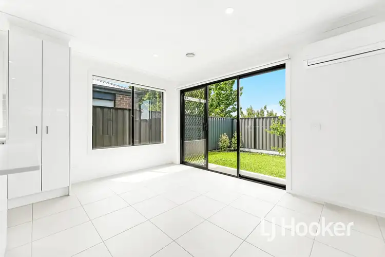 Sixth view of Homely house listing, 22 Expedition Circuit, Pakenham VIC 3810