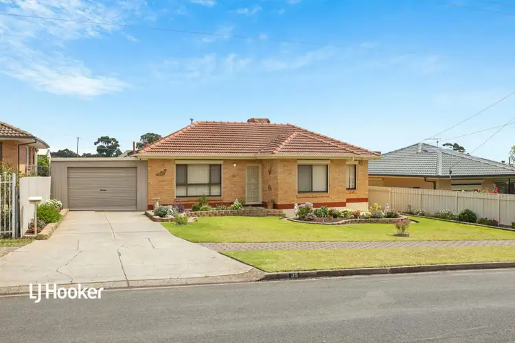 35 Campbell Drive, Para Hills SA 5096