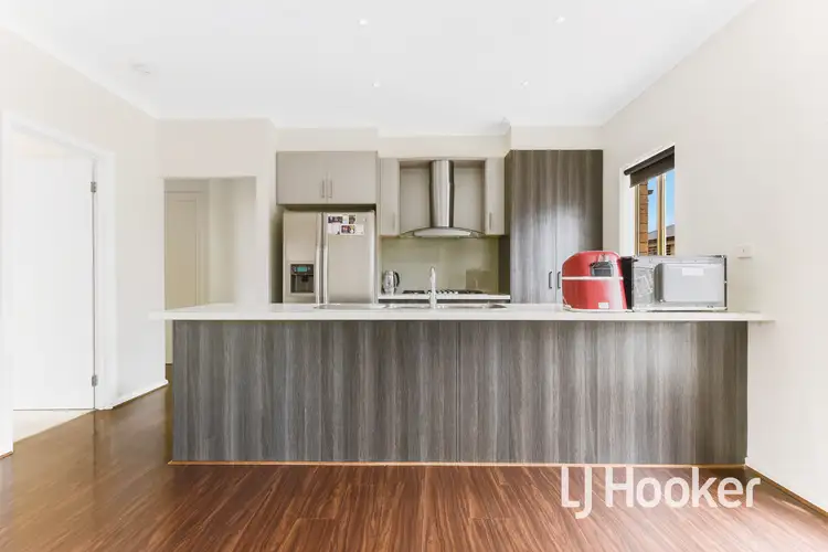 Sixth view of Homely house listing, 53 Valencia Circuit, Cranbourne VIC 3977