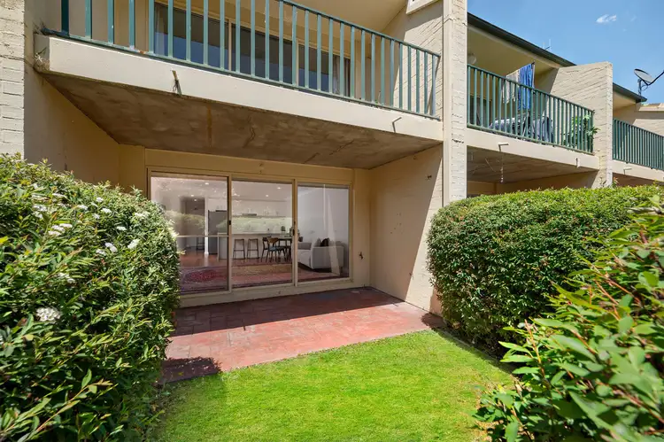 5 Byron Court