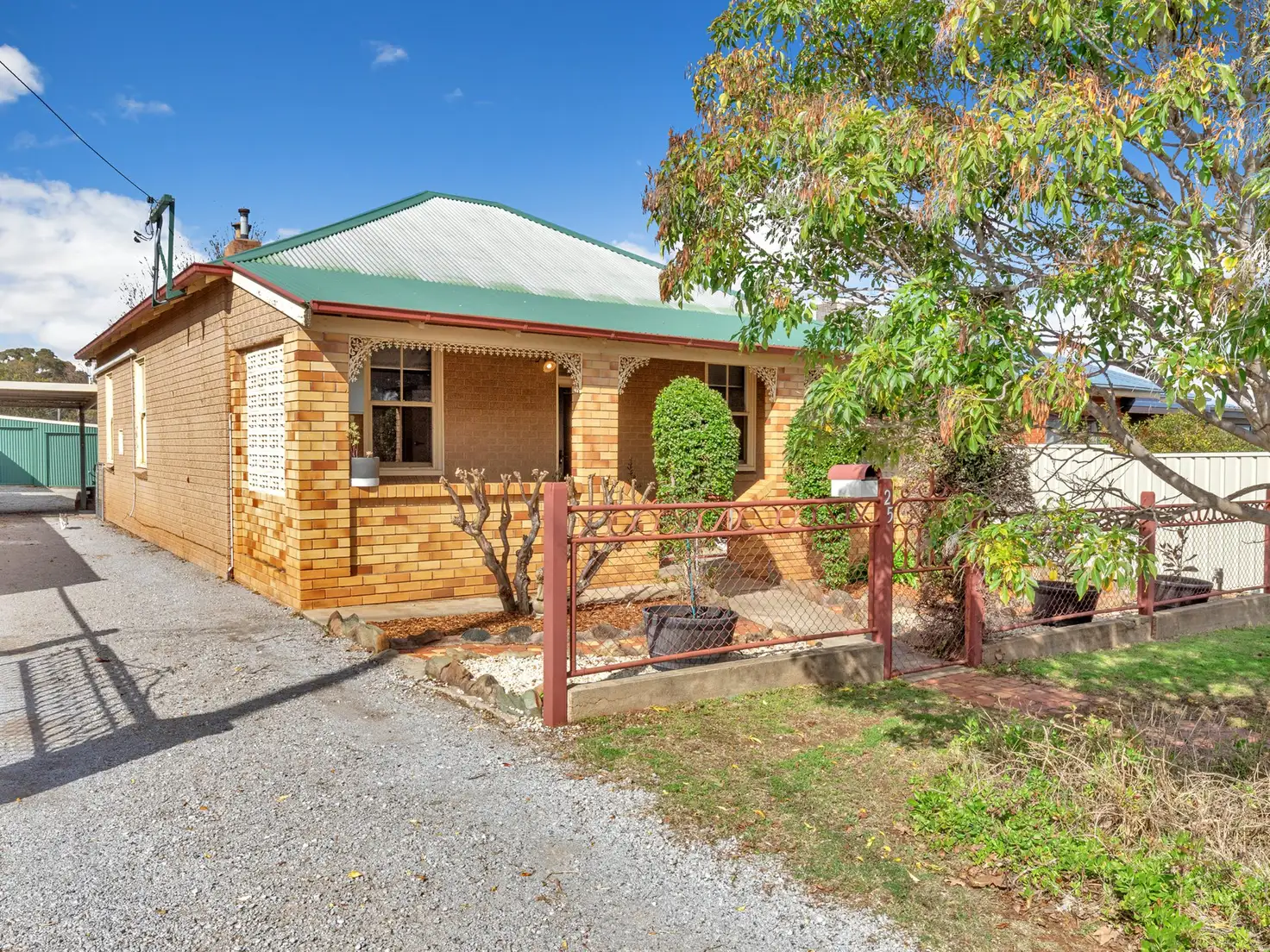 Main view of Homely house listing, 25 Roderick Street, East Tamworth NSW 2340