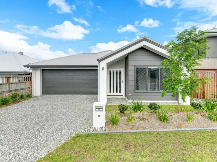 17 Liberty Drive, Flagstone QLD 4280