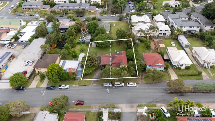 13 Reid Street, Petrie QLD 4502
