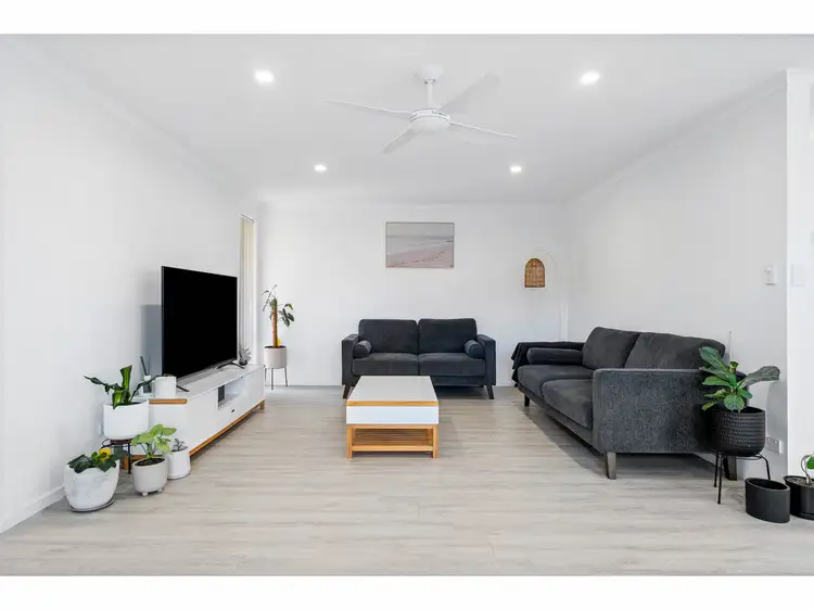 1/32 Hind Avenue, Forster NSW 2428