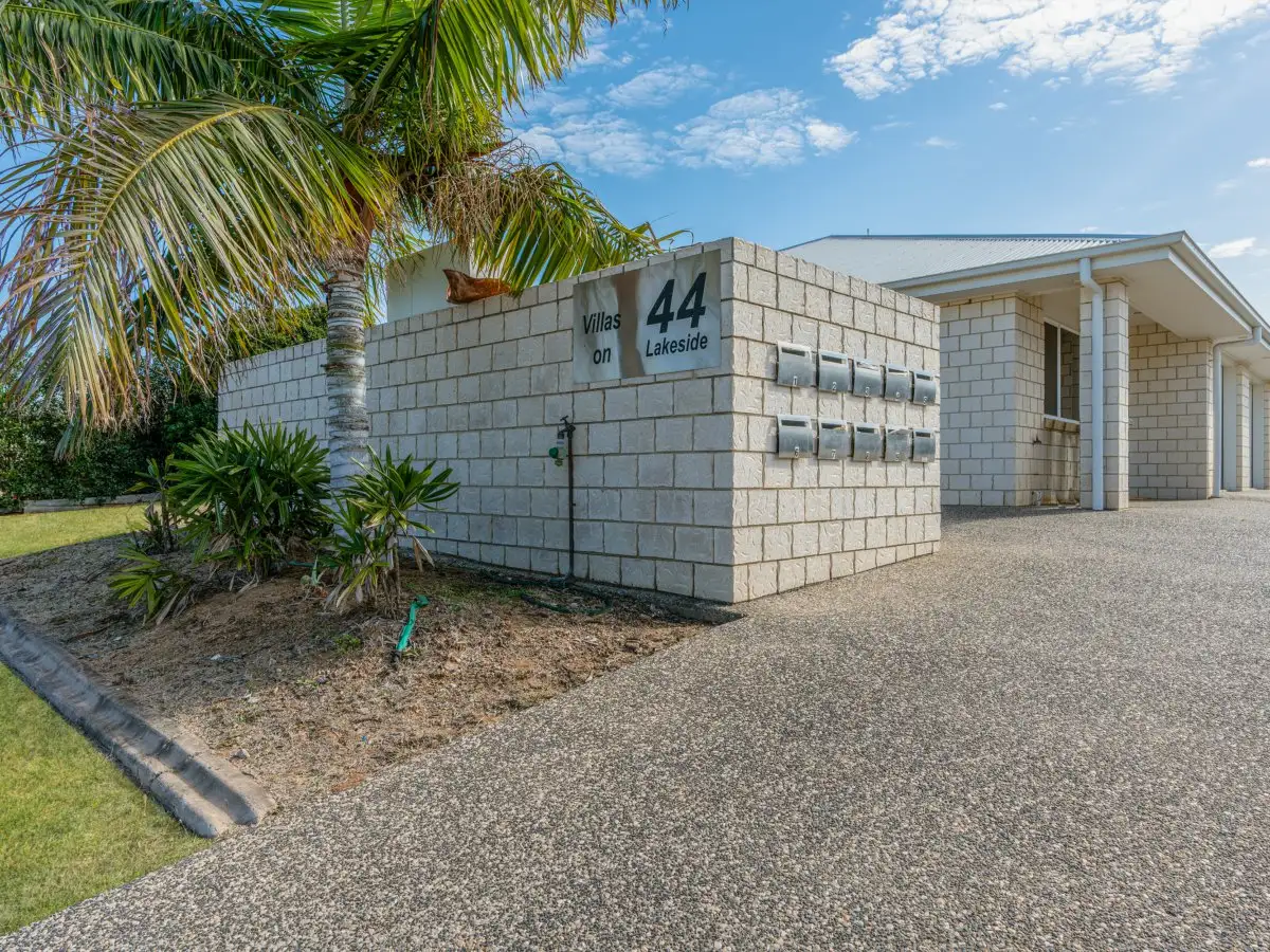 Main view of Homely unit listing, 4/44 Lakeside Drive, Emerald QLD 4720