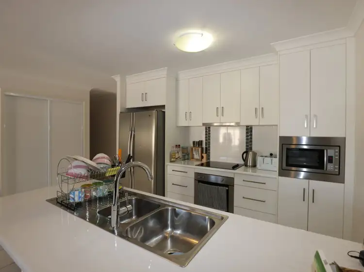 Fourth view of Homely unit listing, 4/44 Lakeside Drive, Emerald QLD 4720