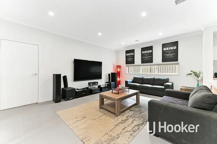 Fourth view of Homely house listing, 21 Egret Way, Pakenham VIC 3810
