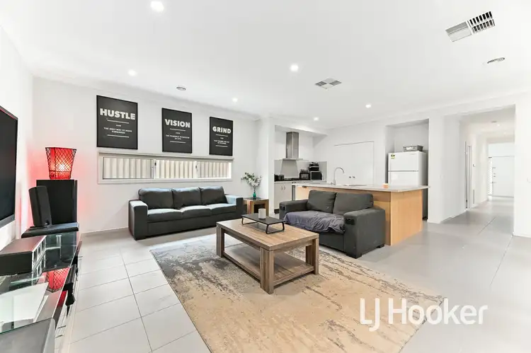 Fifth view of Homely house listing, 21 Egret Way, Pakenham VIC 3810