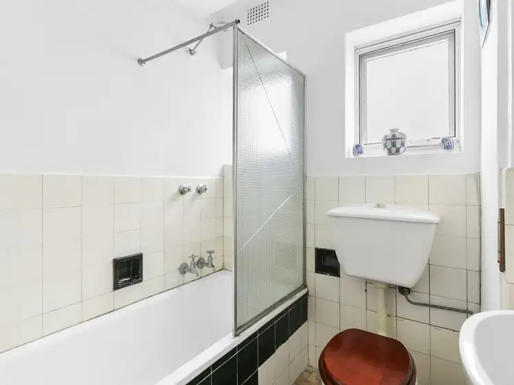 Fifth view of Homely unit listing, 301/27 Waruda Street, Kirribilli NSW 2061