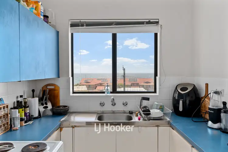 Sixth view of Homely unit listing, 16/17 Greensell Street, Bunbury WA 6230