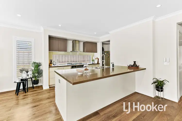 Fifth view of Homely house listing, 13 Mantello Street, Lyndhurst VIC 3975