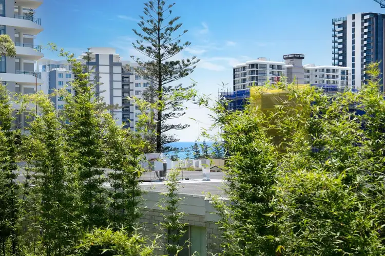 Main view of Homely unit listing, 10/126 Musgrave Street, Coolangatta QLD 4225