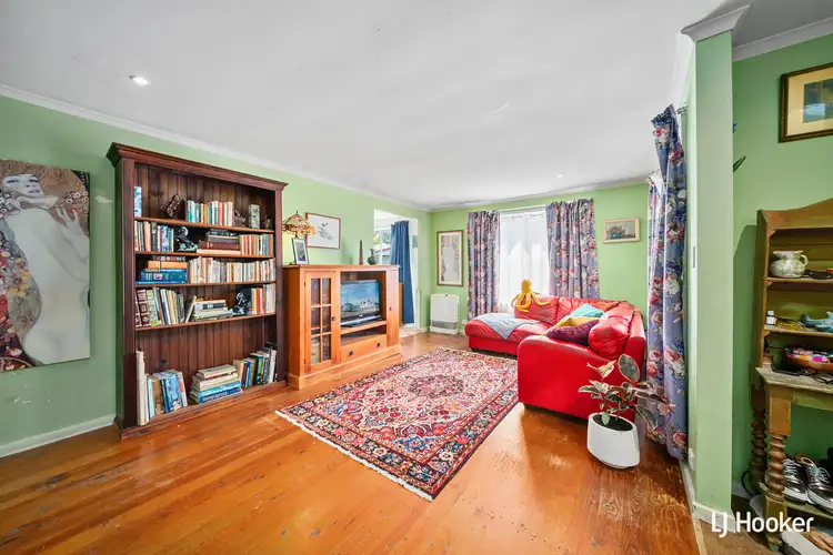 Third view of Homely house listing, 7 Elizabeth Crescent, Macquarie ACT 2614