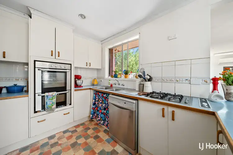 Fifth view of Homely house listing, 7 Elizabeth Crescent, Macquarie ACT 2614