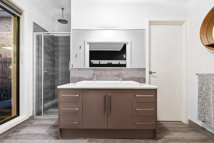 Fifth view of Homely house listing, 37 Emily Crescent, Point Cook VIC 3030