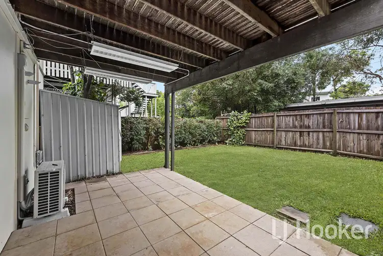 Sixth view of Homely unit listing, 2/42 William Parade, Fairfield QLD 4103