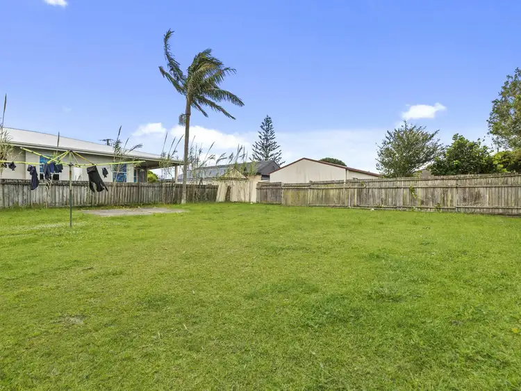 Seventh view of Homely house listing, 4 Yeddenba Avenue, Blue Bay NSW 2261