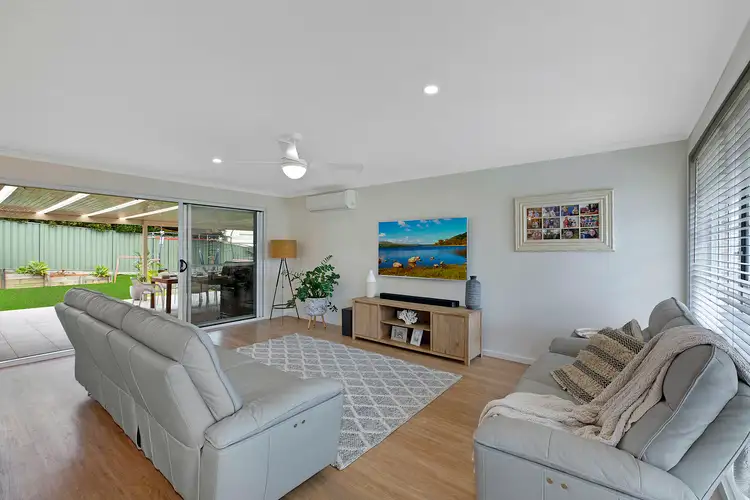 4 Sarah Close, Killarney Vale NSW 2261