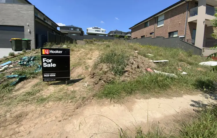 23 Chinnocks Avenue, Campbelltown NSW 2560