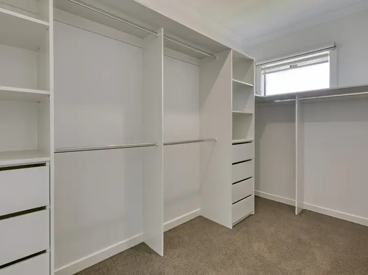 Sixth view of Homely house listing, 10 Wynnlea Place, Lilydale VIC 3140