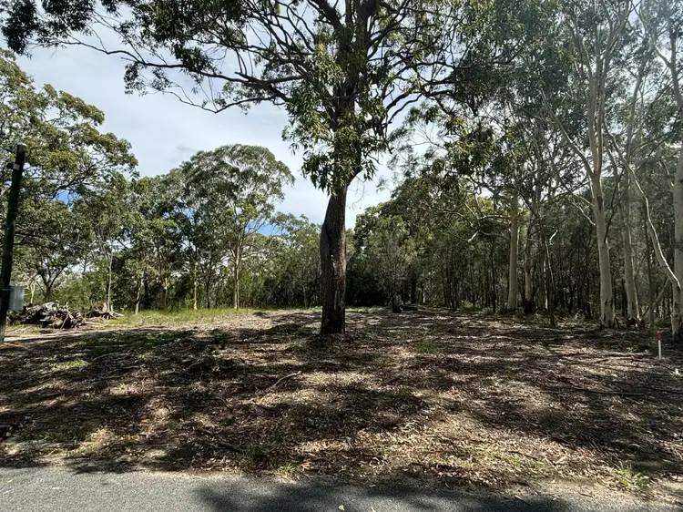 16 Wirralee Street, Macleay Island QLD 4184