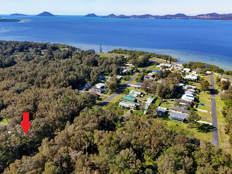 243 Clarke Street, Pindimar NSW 2324
