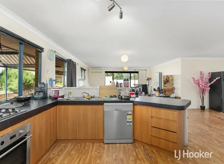Fifth view of Homely house listing, 8 Butcherbird Road, Harvey WA 6220