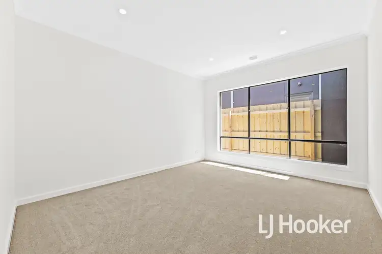 Fifth view of Homely house listing, 7 Maserati Way, Cranbourne East VIC 3977