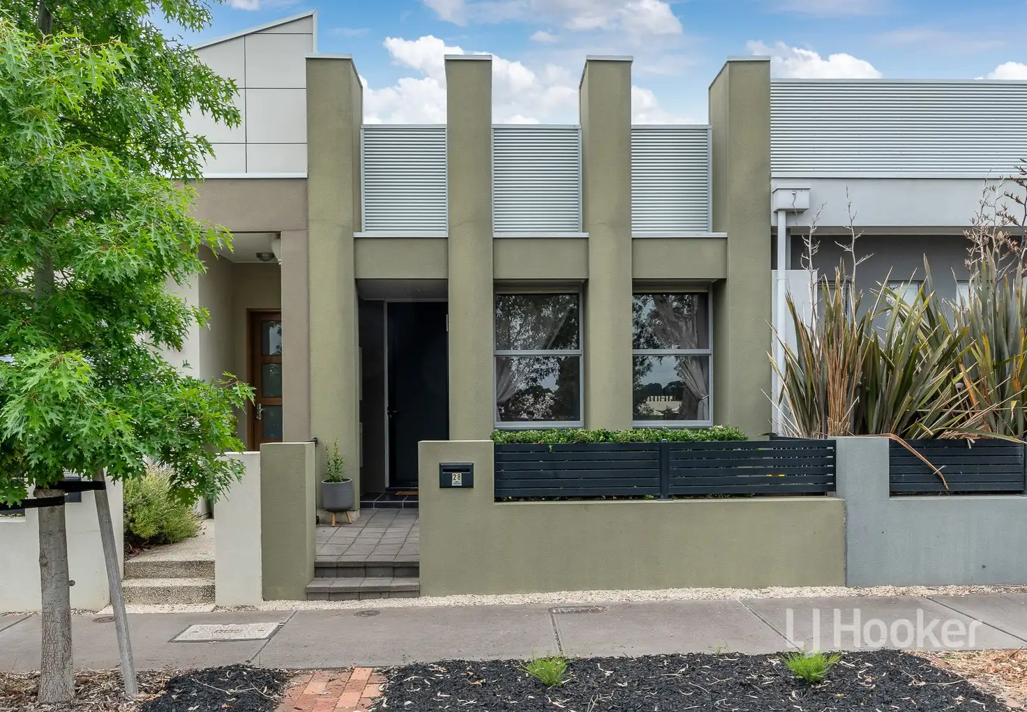 Main view of Homely townhouse listing, 28 Wycombe Drive, Mount Barker SA 5251
