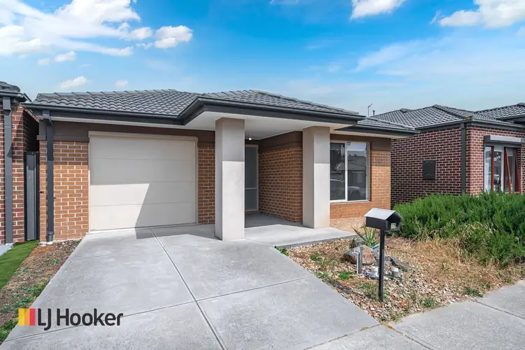 Second view of Homely house listing, 30 Bandicoot Road, Craigieburn VIC 3064