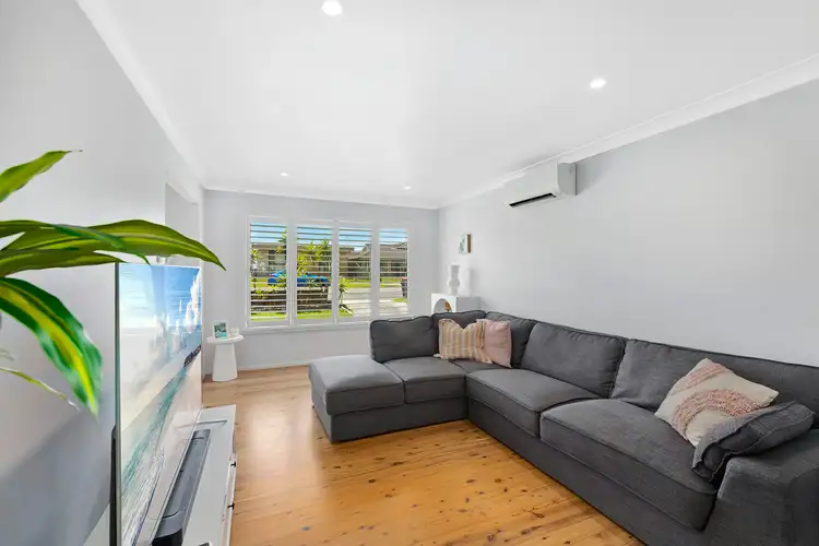 Second view of Homely house listing, 20 Robertson Road, Killarney Vale NSW 2261
