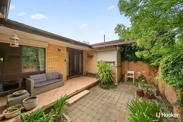 59 Stretton Crescent