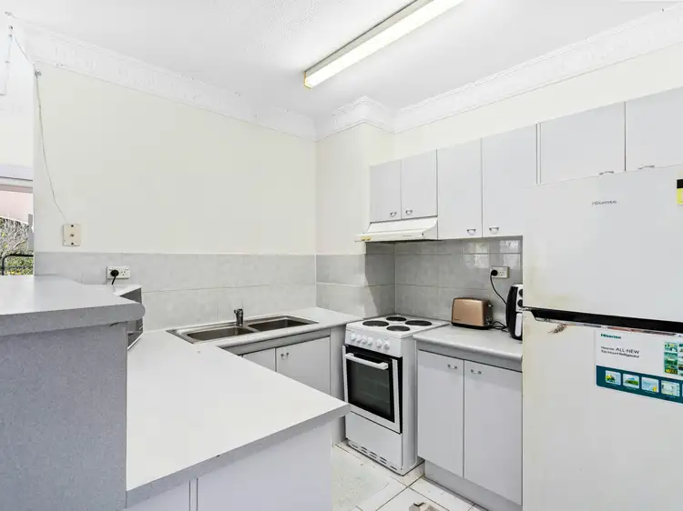 Third view of Homely unit listing, 2/2 Chester Court, Manunda QLD 4870