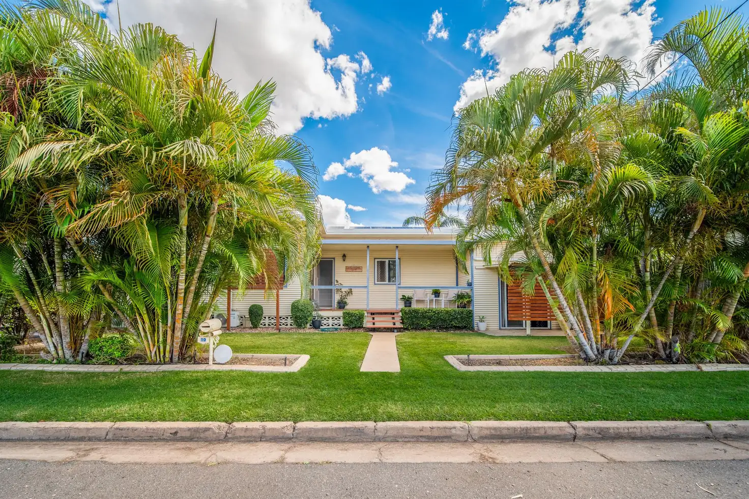 Main view of Homely house listing, 10 Topaz Street, Emerald QLD 4720