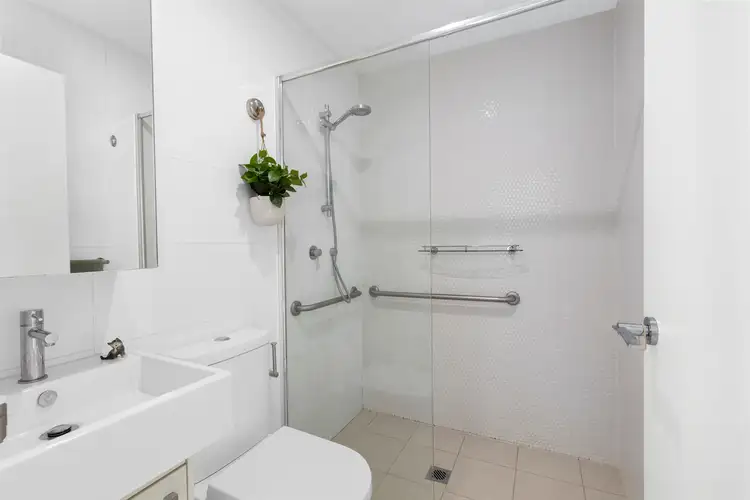 Sixth view of Homely apartment listing, 27/72-74 Pacific Parade, Dee Why NSW 2099