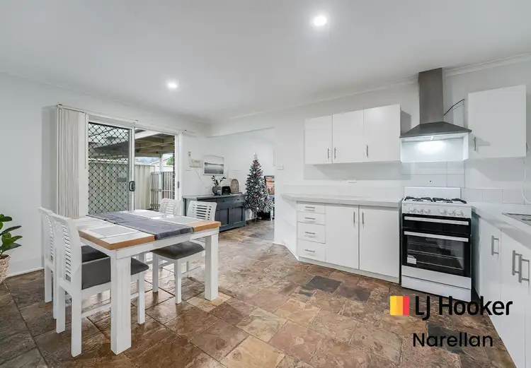 Fifth view of Homely house listing, 2 Hudson Way, Currans Hill NSW 2567