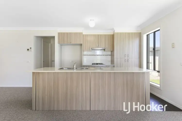 Fourth view of Homely unit listing, 1/34 Sir Thomas Drive, Pakenham VIC 3810