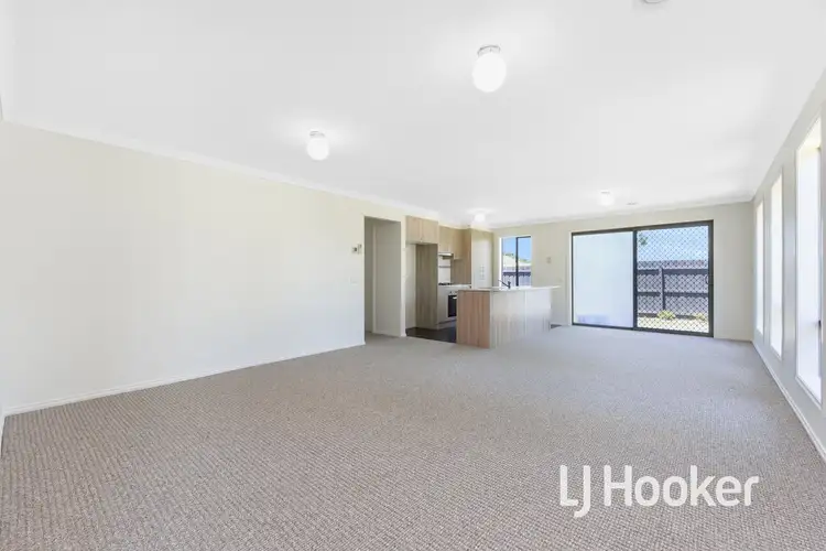 Fifth view of Homely unit listing, 1/34 Sir Thomas Drive, Pakenham VIC 3810