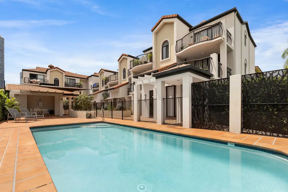 Main view of Homely unit listing, 4/33 Lenneberg Street, Southport QLD 4215