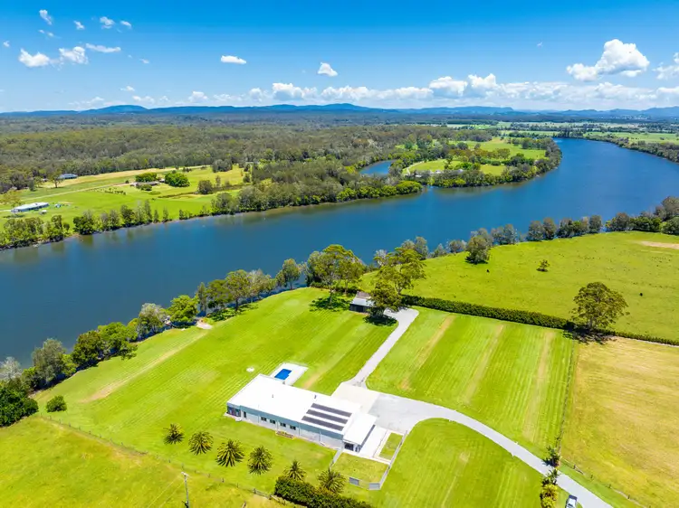 319 Manning Point Road, Oxley Island NSW 2430