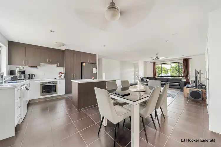 Fifth view of Homely unit listing, 1/3 Duroux Street, Emerald QLD 4720