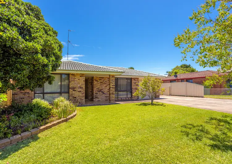 63 Waterman Street, Old Bar NSW 2430