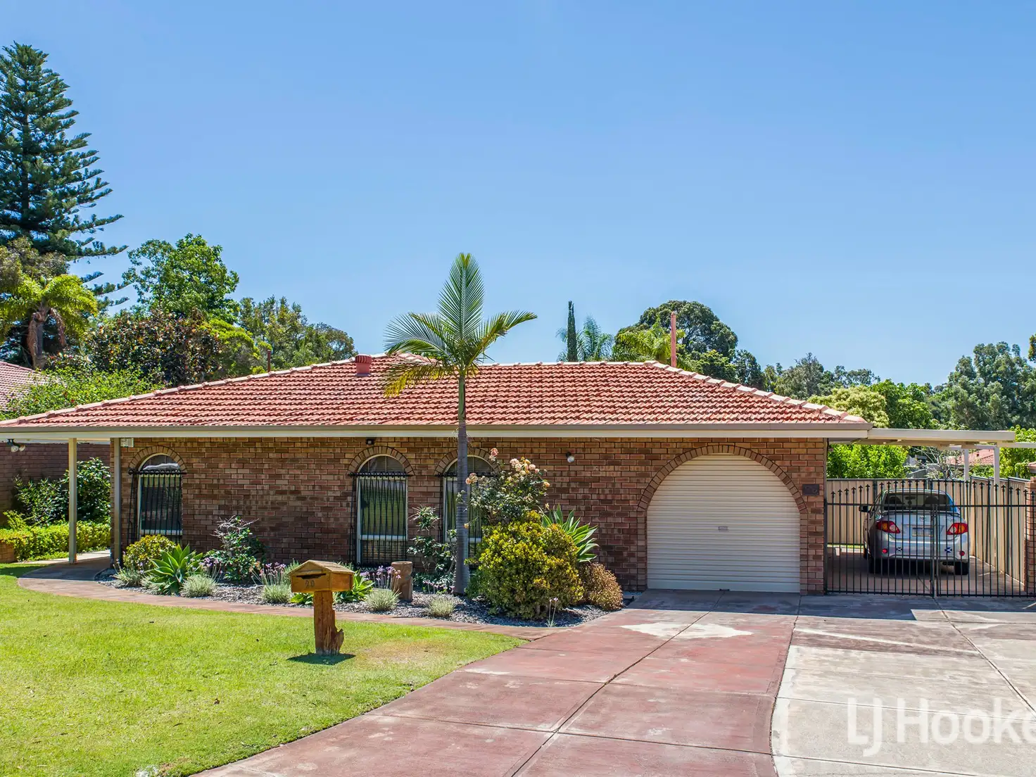 Main view of Homely house listing, 29 Grenadier Drive, Thornlie WA 6108