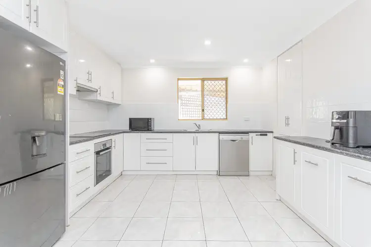 Fifth view of Homely semi-detached listing, 33A Abitibi Turn, Joondalup WA 6027